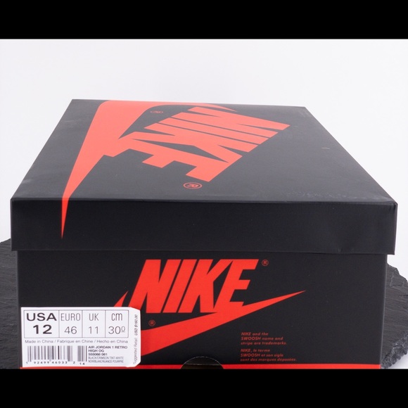 Nike Air Jordan Retro 1 Crimson Tint mens Size 12 - Picture 8 of 8